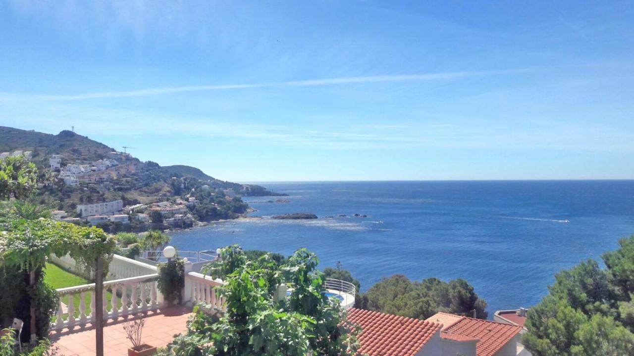 Breathtaking Costabrava Seaview Apartment 5M Beach - Casa Artevida Roses Exterior photo